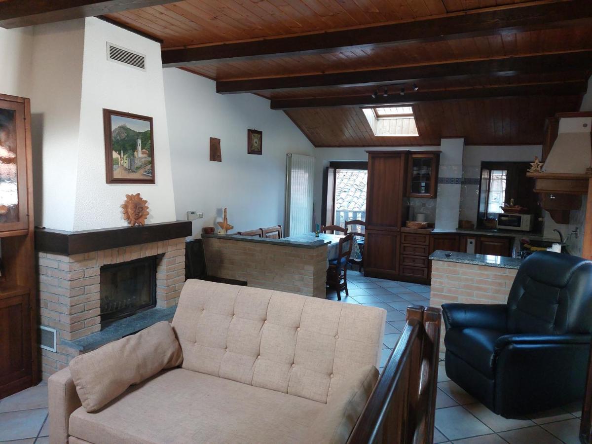 카프리에 Casa Del Rustico, Indipendente Vista Sacra Con Dipinto 빌라 외부 사진